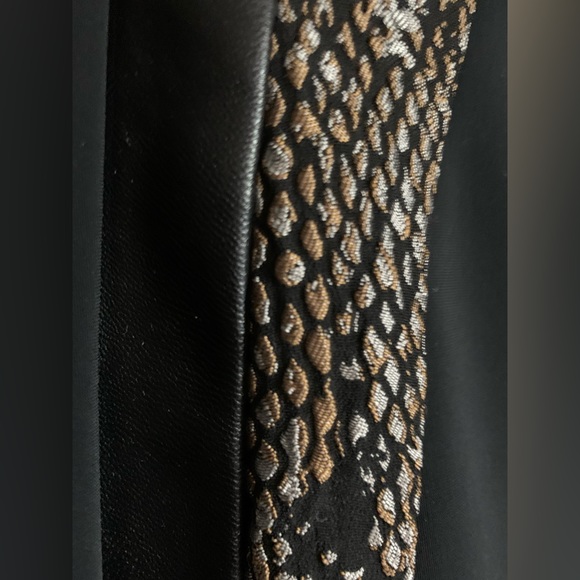 Form fitting black dress size 10/12, black pleather/snake pattern mesh panels - Picture 3 of 7